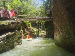 -平江沱龙峡漂流
