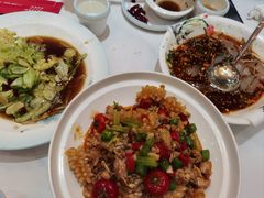 -凯盛食府(右玉小吃街店)