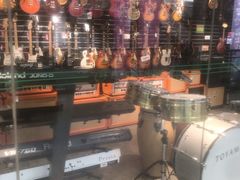 -柏斯音乐艺术中心·钢琴·吉他(世纪金源店)