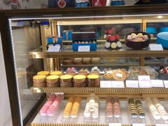 面包甜点陈列柜-PAUL LAFAYET 法式甜品(国金中心商场店)