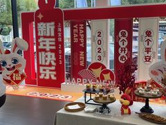 -上海宝信宝马4S店