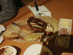 -LENBACH兰巴赫西餐啤酒坊(大连星海广场店)