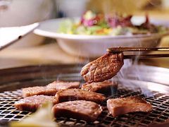 -不倒翁炭火烧肉(永安里店)