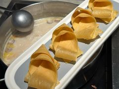 -尚尚仙·酸汤猪手·猪肚鸡火锅(华联万柳购物中心店)