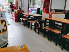 大堂-东财大盘鸡(黑石礁店)