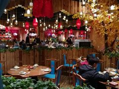 大堂-老滇山寨•云南特色菜•地方菜•民族风情歌舞表演(金碧店)