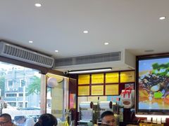 -川流不息·地道川菜·小龙虾(松东路店)