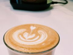 澳白-Manner Coffee(大宁国际商业广场店)