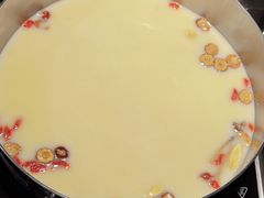 -尚尚仙·酸汤猪手·猪肚鸡火锅(华联万柳购物中心店)