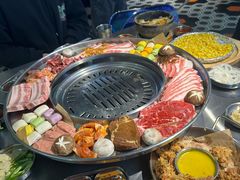 -哈哈碳都·牛肋条无限自助烤肉(宝龙店)
