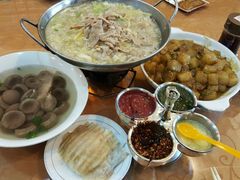 -老白肉馆(临江小区店)