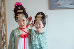 点击看大图 -盘子女人坊古装写真摄影(深圳店)