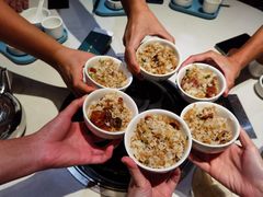 特色腊味煲仔饭-百年果林椰子鸡(中洲店)