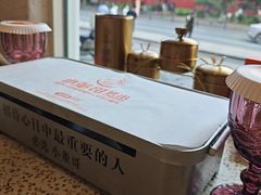 -小董哥烤串·爆汁大油边(故宫店)