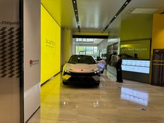 -莲花跑车(国贸商城店)