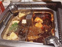 牛油麻辣锅底-海底捞火锅(勒泰店)
