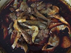 麻辣豆腐皮蘑菇-老字号杨坡红油米线腊汁肉夹馍(东四道巷店)