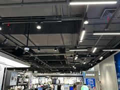 -迪卡侬(环球港店)