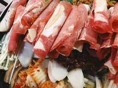 部队锅-MI WU FACTORY米屋美食工厂餐厅(绿地店)
