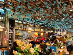 -领鲜活海鲜榴莲自助火锅(东门店)