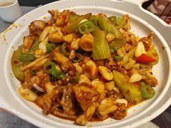 -鑫小城故事·藕汤·家常菜(经开万达店)