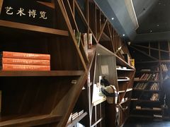 -钟书阁(松江泰晤士小镇店)