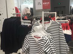 -H&M(华润万象城店)