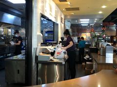 -The Habit Burger Grill 哈比特汉堡(复兴soho店)