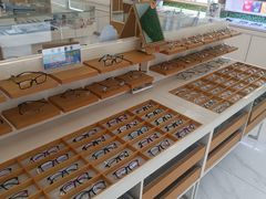 -光明眼镜·蔡司授权(九亭U天地店)