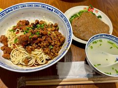 招牌辣肉干拌面-辣肉面大王(天平路店)