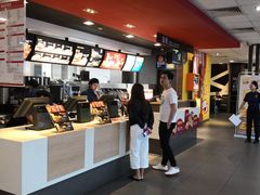 -麦当劳(驿坂服务区B区店)
