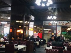 大堂-周记茗点居(西村店)