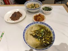 -鲁达面馆本帮风味(共康东路店)