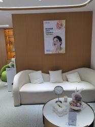 -康美贞·痘肌养护管理中心