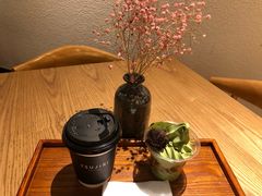 辻利抹茶拿铁-辻利茶舖TSUJIRI(万象天地店)
