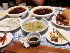 -东方饺子王(工农大路店)