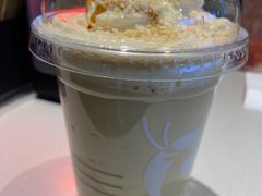 椰风灵感拿铁-luckincoffee瑞幸咖啡(香港名店街店)