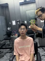 -米可造型烫发染发