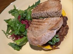 -JINNS锦时 steak&pizza(浸信会礼拜堂旧址店)