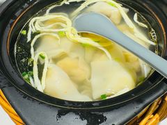 -馋三尺蟹粉小笼(人民广场店)