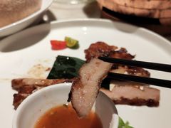 招牌炭烧猪颈肉-金椰壳· 大厨新加坡菜(壹方城店)