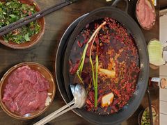 -黄潇洒老火锅(九眼桥宏济巷店)
