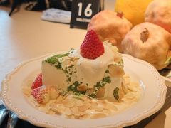 青苔抹茶杏仁蛋糕-luutosa  cafe & tea 鹿兔山