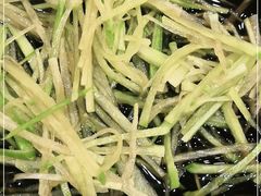 -三鞭一花·独一处·元英砂锅(海光寺店)