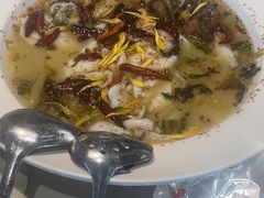 -渔语鱼酸菜鱼新川菜(来福士店)
