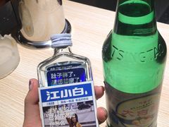 -喝丢一只鞋辣炒海鲜小烧烤(三八广场店)