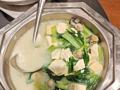 -赶海部落海鲜城(海阳路店)