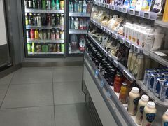 -便利蜂(河东区十一经路68号店)