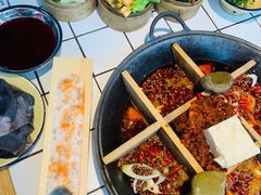 -瓜西西重庆火锅(花溪店)