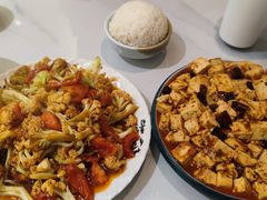 -何适山庄·团餐住宿(水长城P2停车场店)